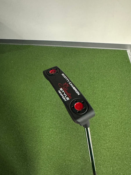 Tour Quality Golf's Shop Putter Custom 34" Red and Black Scotty Cameron Studio Style Newport