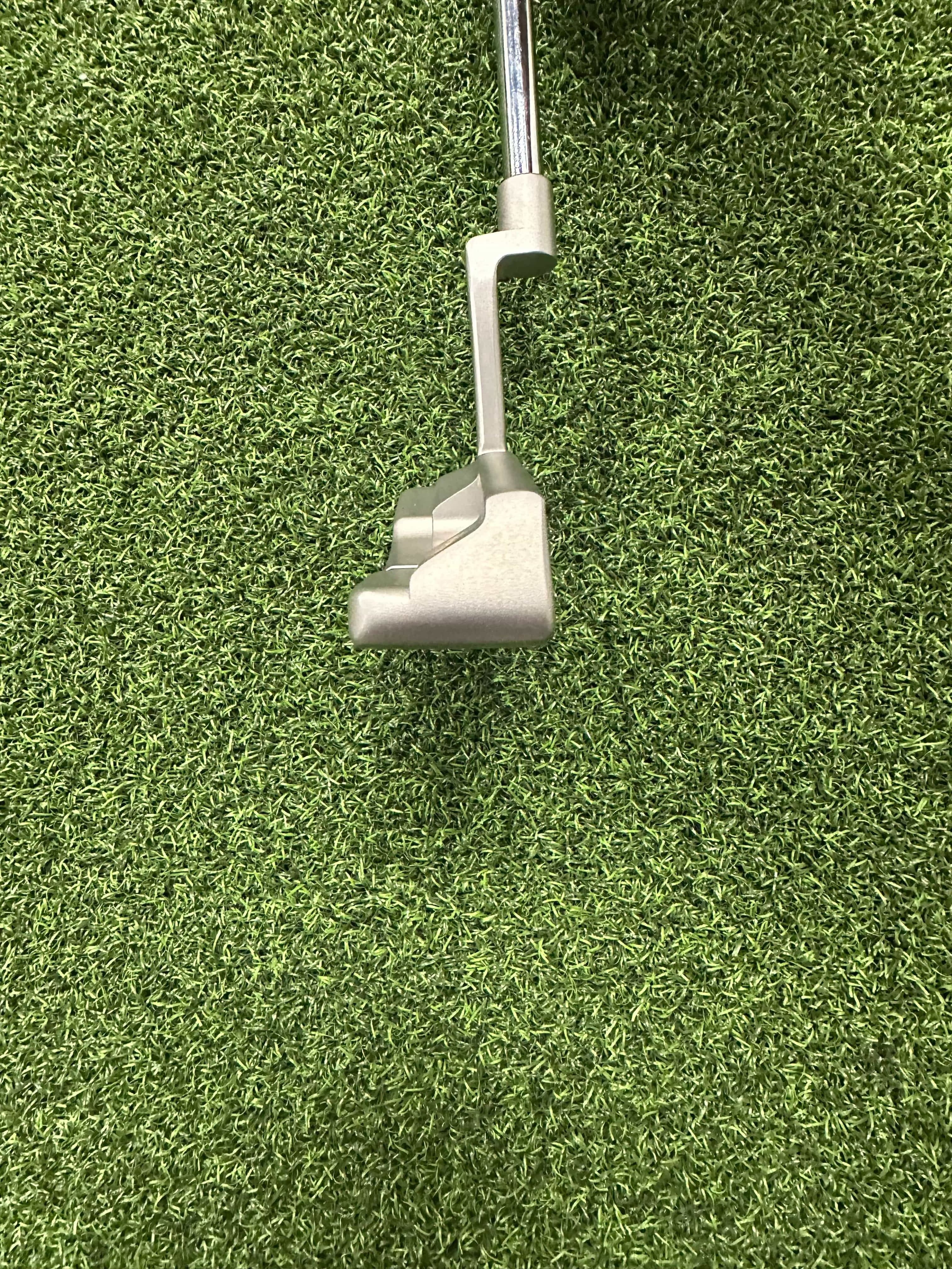 Scotty Cameron Putter Custom 35" USA Scotty Cameron Select Newport 2