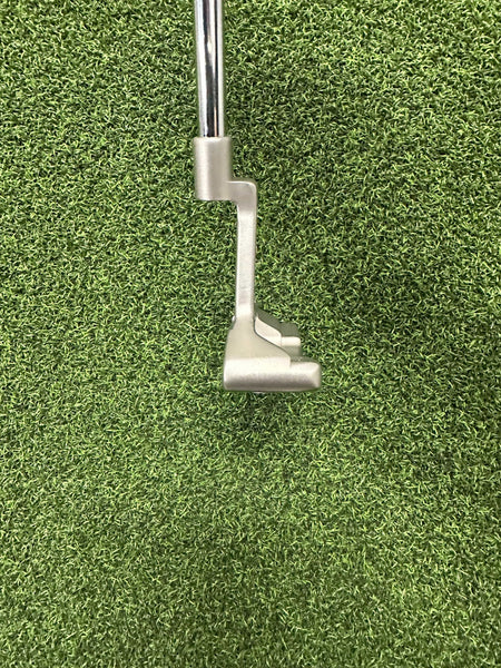 Scotty Cameron Putter Custom 35" USA Scotty Cameron Select Newport 2