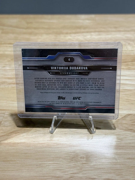Tour Quality Golf's Shop 2025 Topps Chrome UFC Viktoriia Dudakova Rookie Green Lava Refractor /125