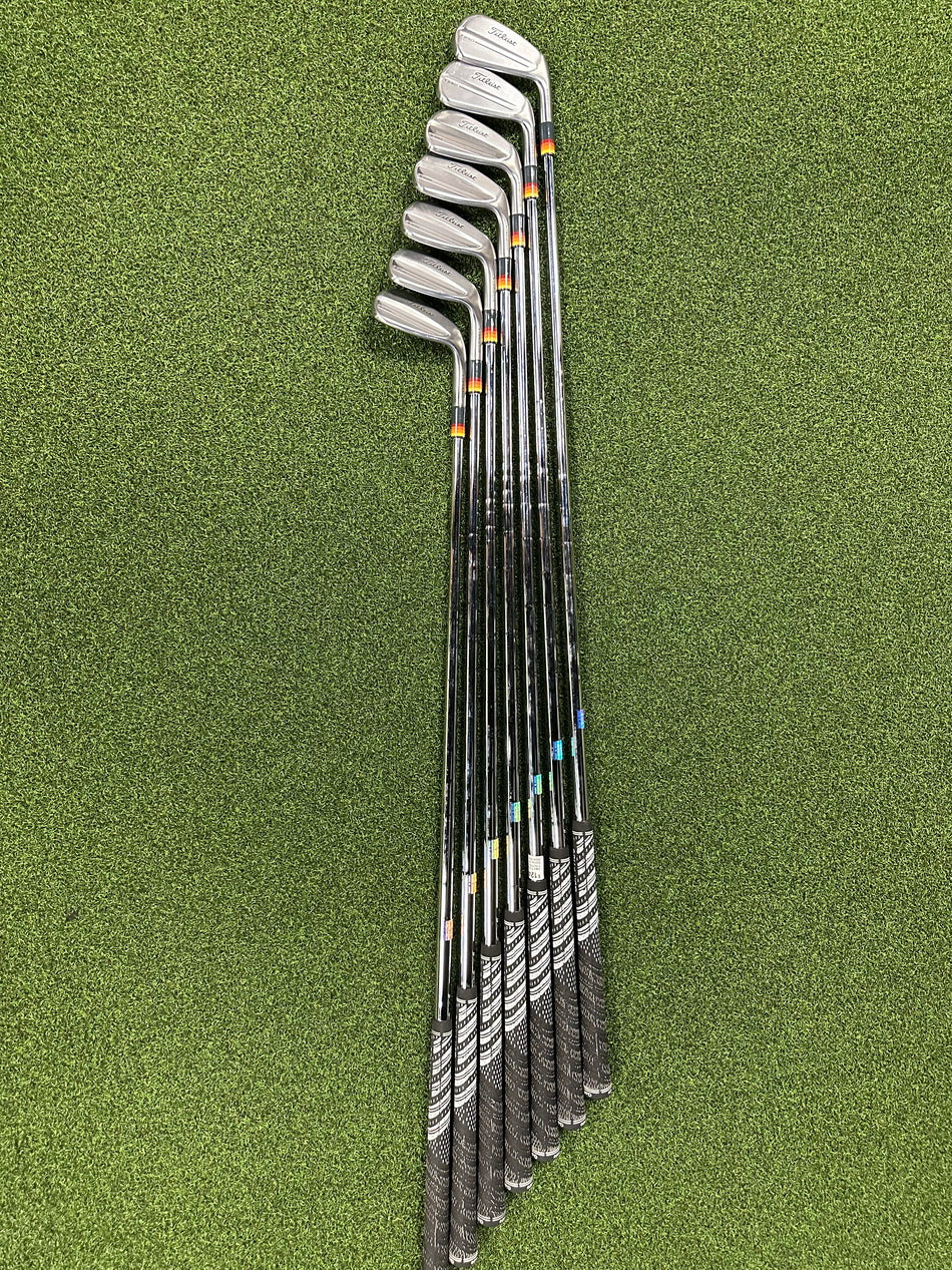 Used Titleist T150/T250 Combo Set  5/GW Oban Shaft