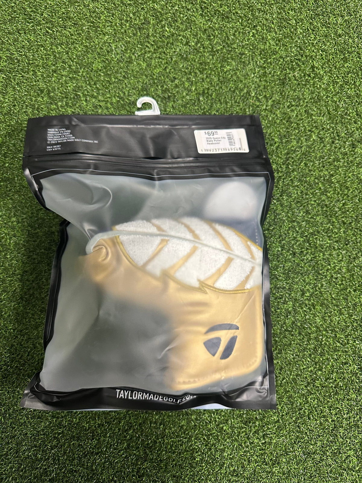 TaylorMade Accessory 2025 Queen City Blade Putter Headcover