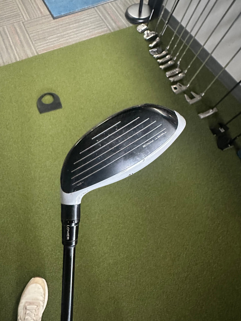 TaylorMade Fairway Wood Used TaylorMade Sim Titanium 3wood