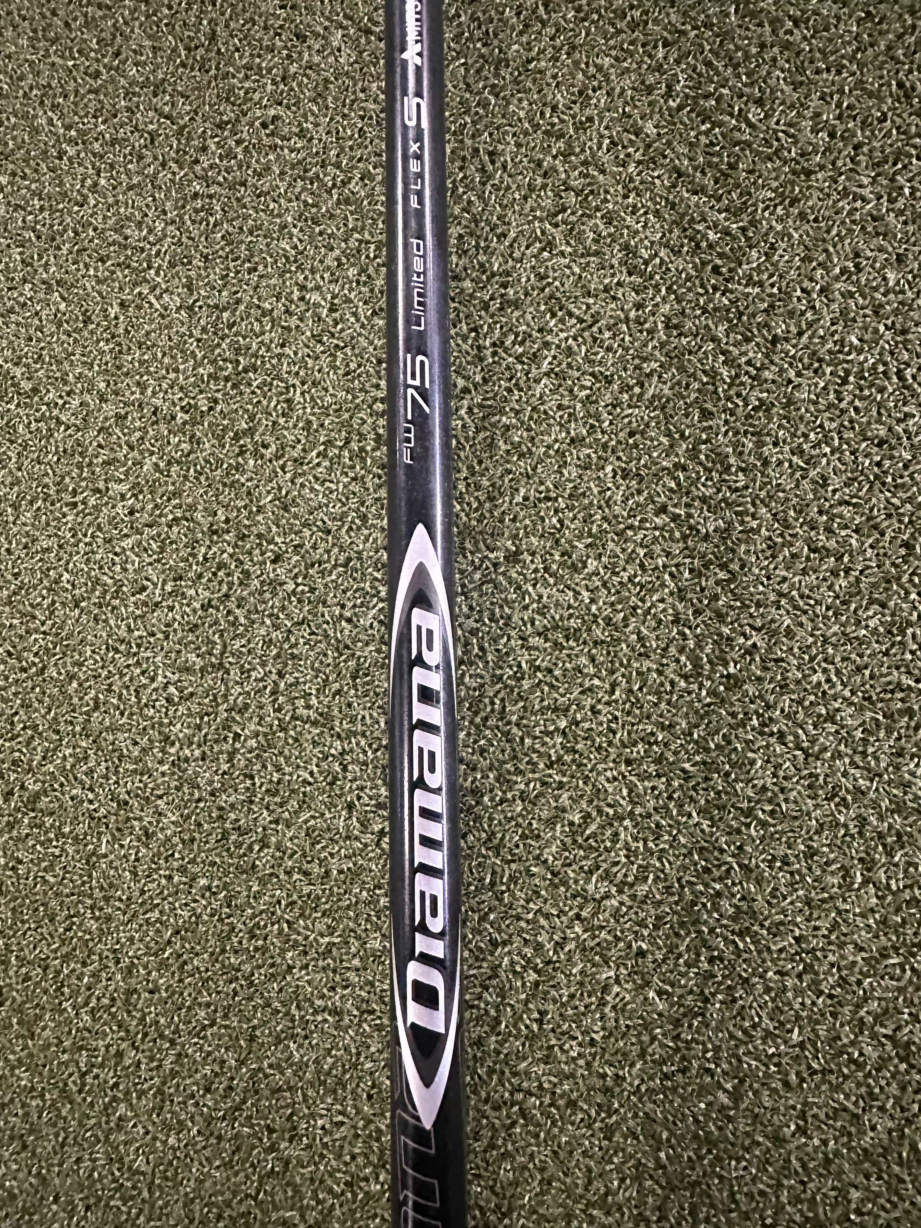 TaylorMade Fairway Wood Used TaylorMade Sim Titanium 3wood