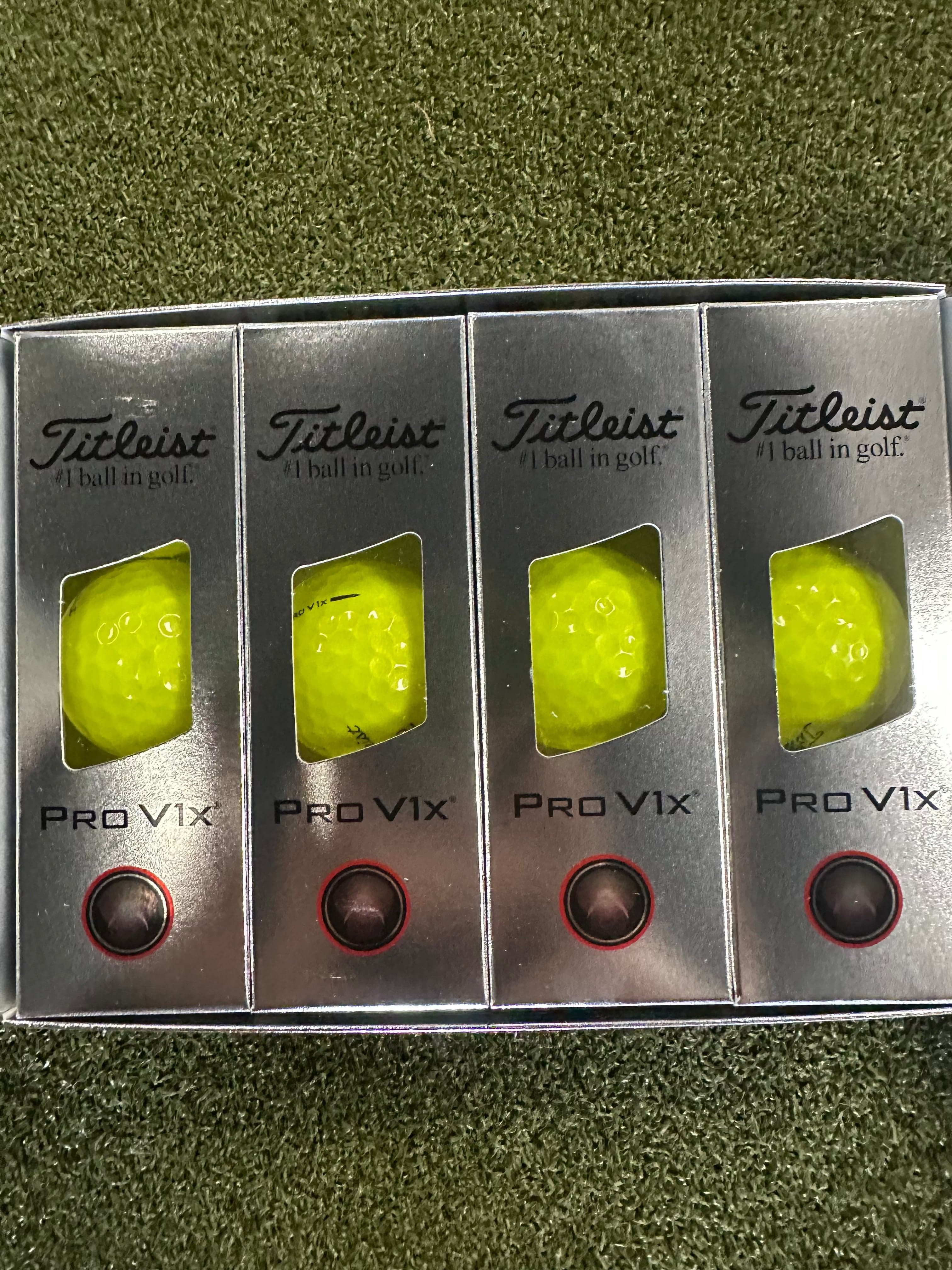Titleist Golf Ball 2025 Titleist Pro V1X Yellow Golf Balls