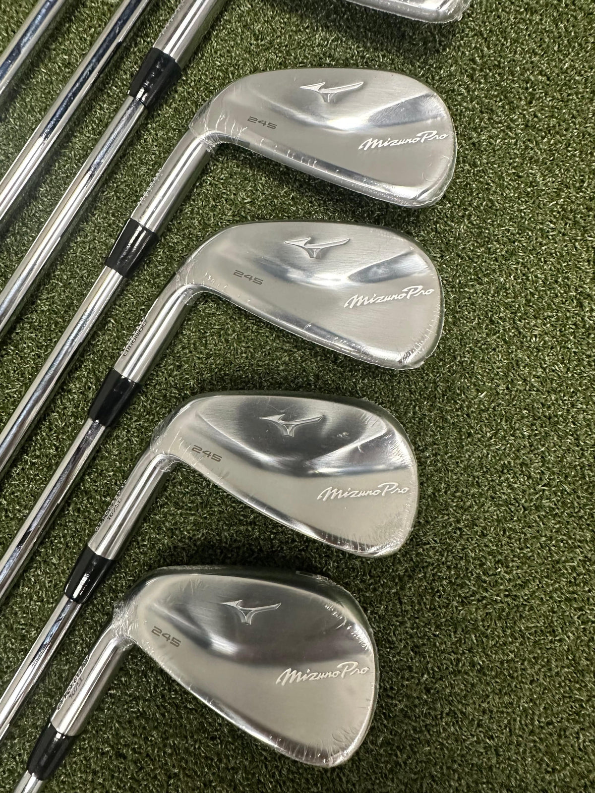 Mizuno Iron Set mizuno pro 245 4-pw iron set LH