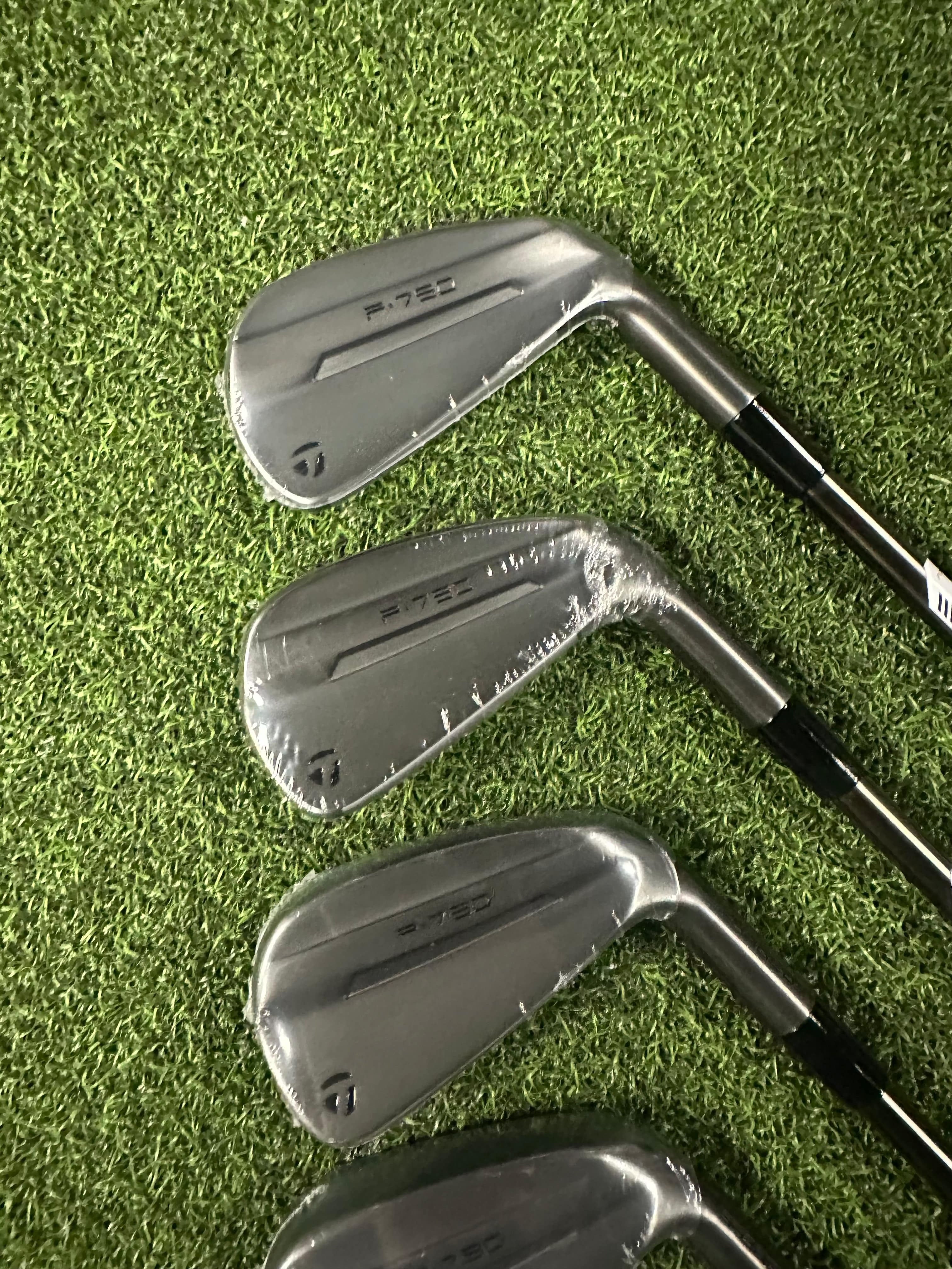 TaylorMade Iron Set New TaylorMade P790 Battle Worn 4/PW