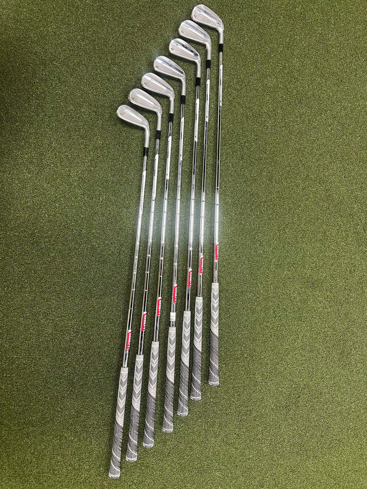 TaylorMade Iron Set TaylorMade p790 4-pw iron set