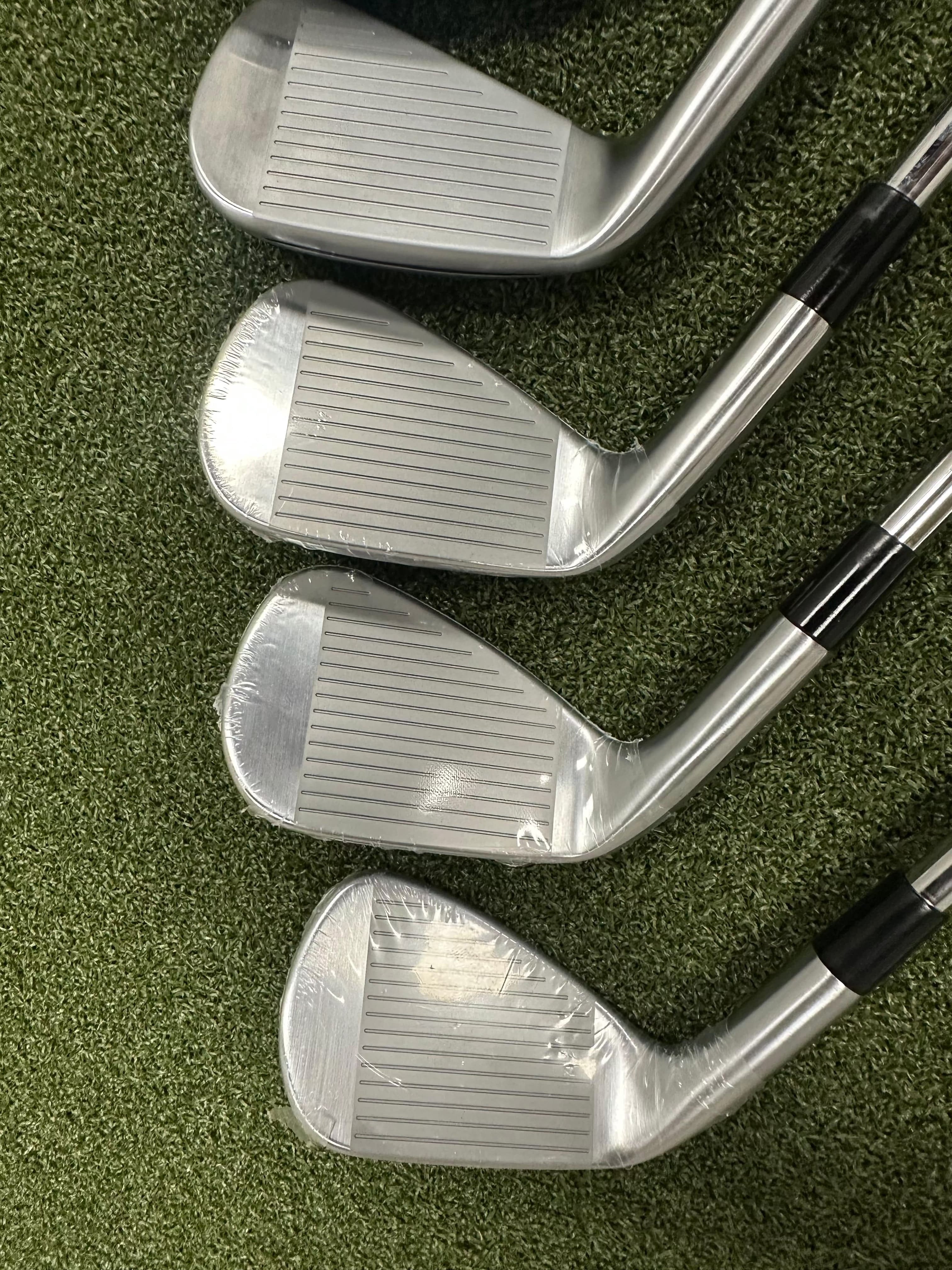 TaylorMade Iron Set TaylorMade p790 4-pw iron set