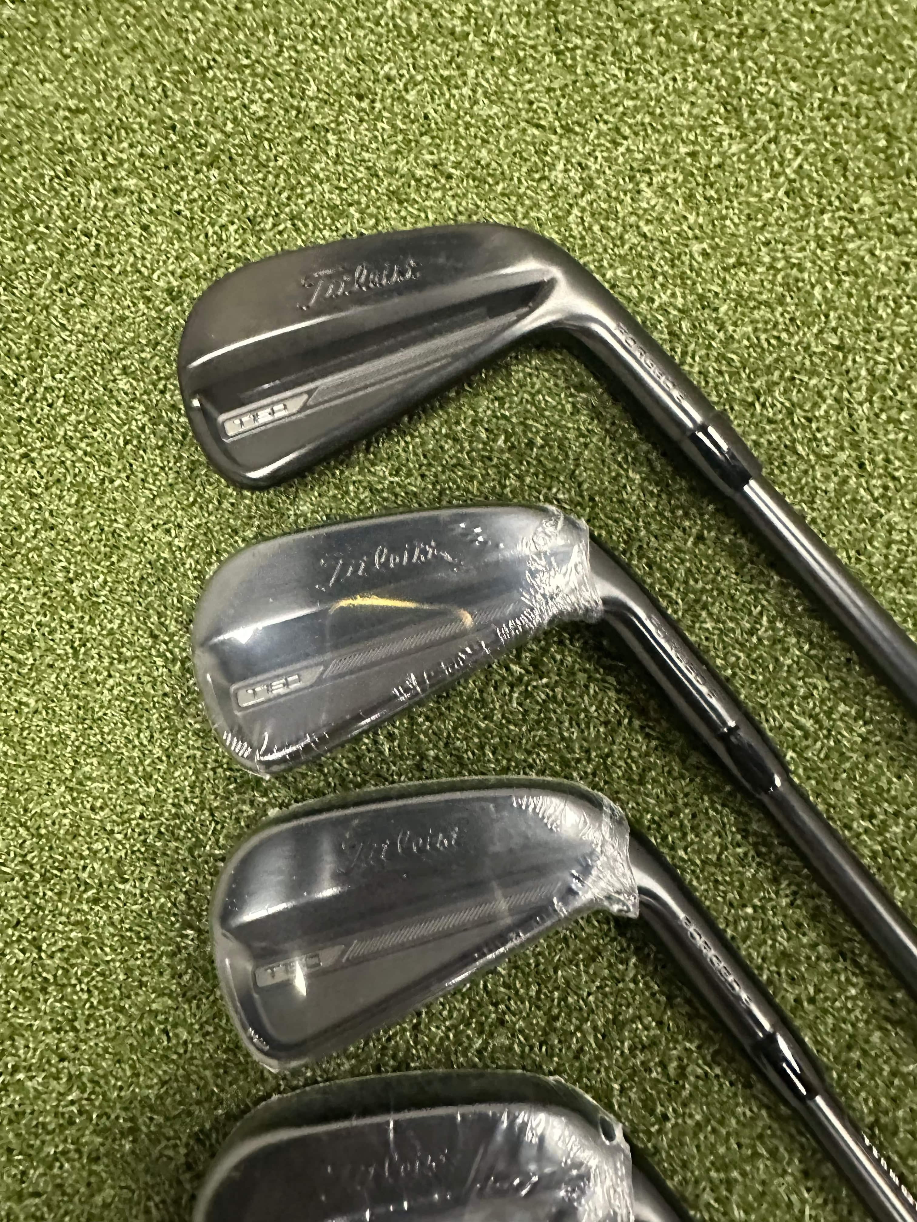 Titleist Iron Set Titleist t150 4-pw iron set black