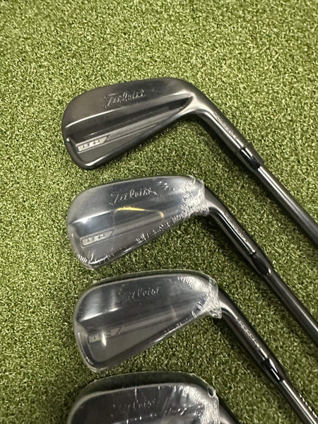 Titleist Iron Set Titleist t150 4-pw iron set black