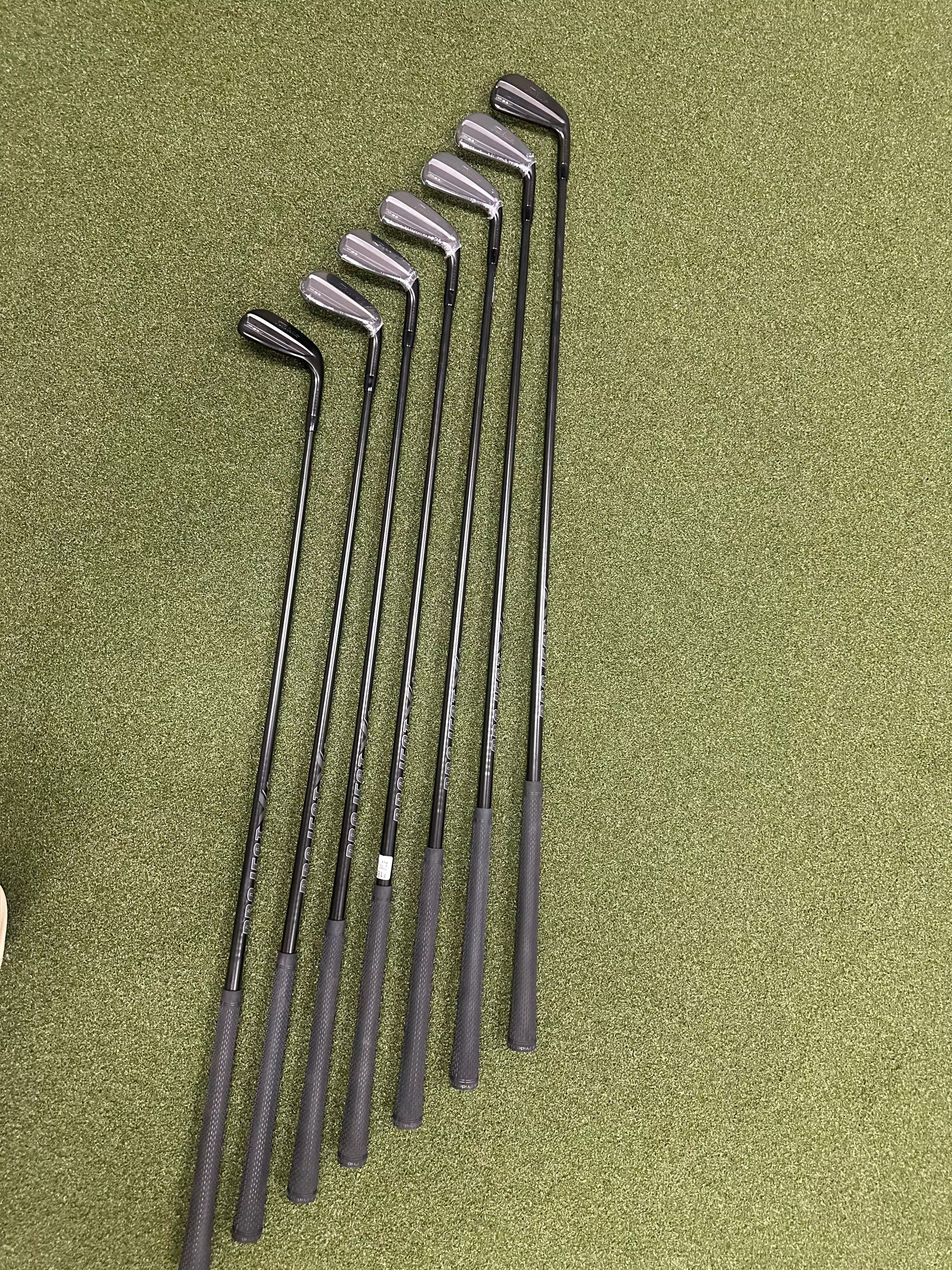 Titleist Iron Set Titleist t150 4-pw iron set black