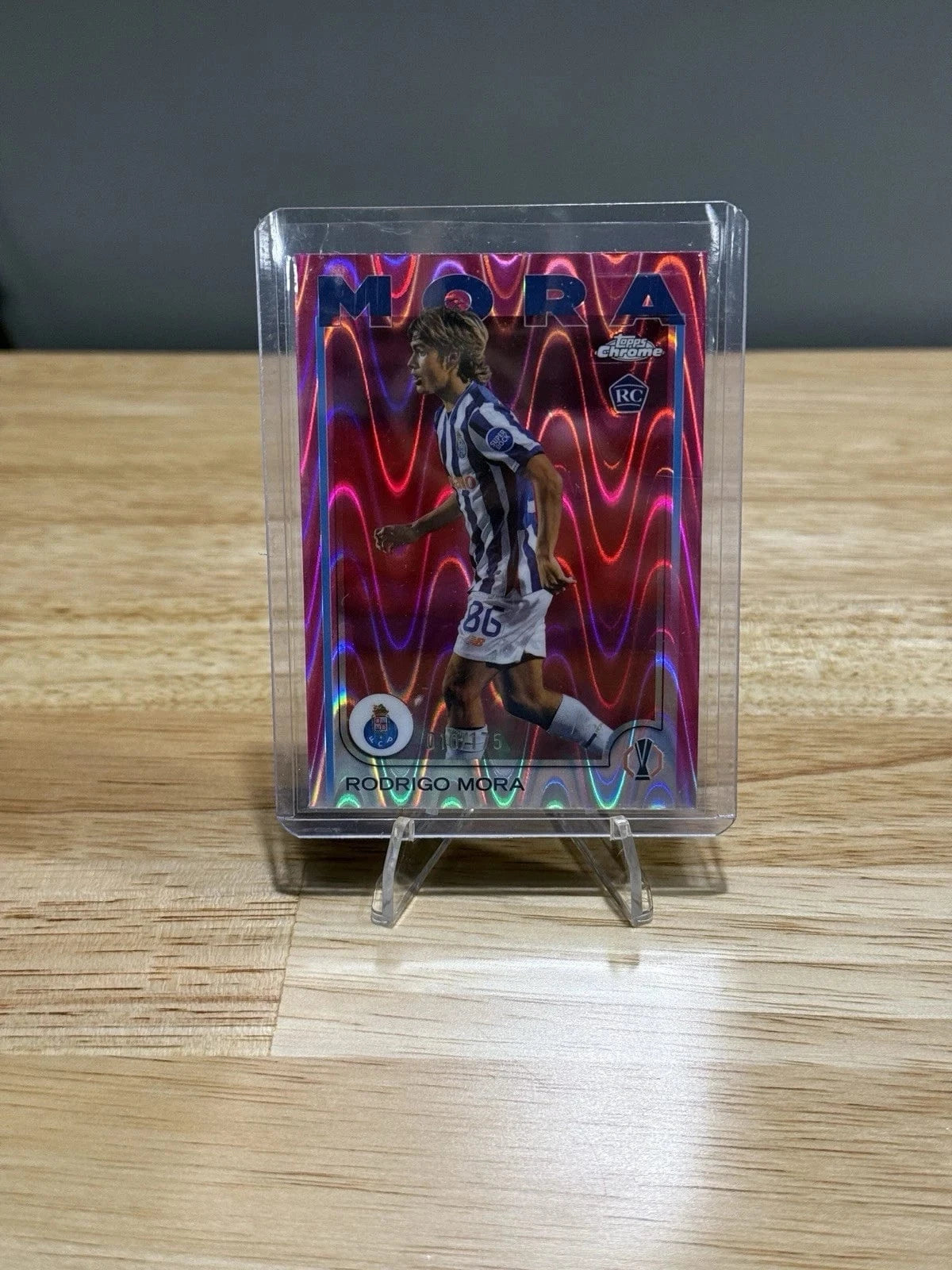 Tour Quality Golf's Shop Rodrigo Mora 2024-25 Topps Chrome Soccer UEFA Pink Lava Refractor /250 RC 137